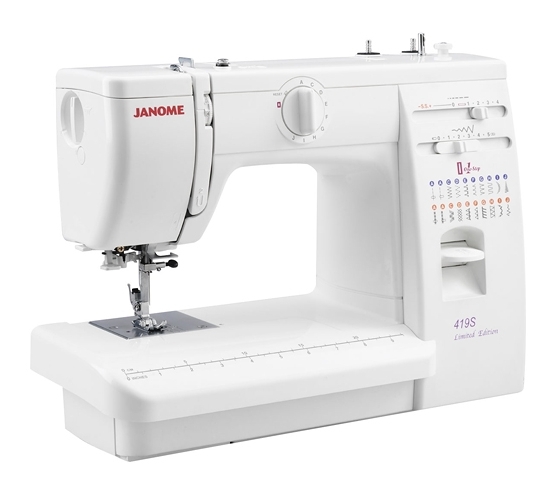 Швейная машина Janome 419S белый